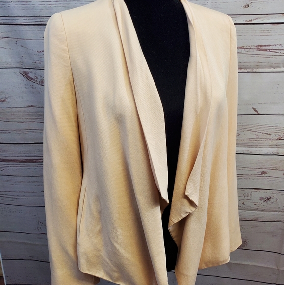 Zara blazer peach color - Picture 1 of 7